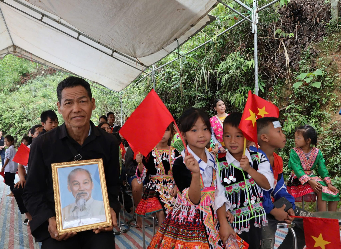 Chương trình “Bừng sáng Điện Biên” sẽ được triển khai đến năm 2026. Chương trình “Bừng sáng Điện Biên” sẽ được triển khai đến năm 2026.