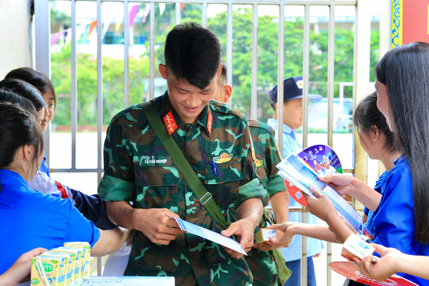 Hiếu và Nghiệp cùng lựa chọn thi khối C00, nguyện vọng vào Học viện Biên Phòng.