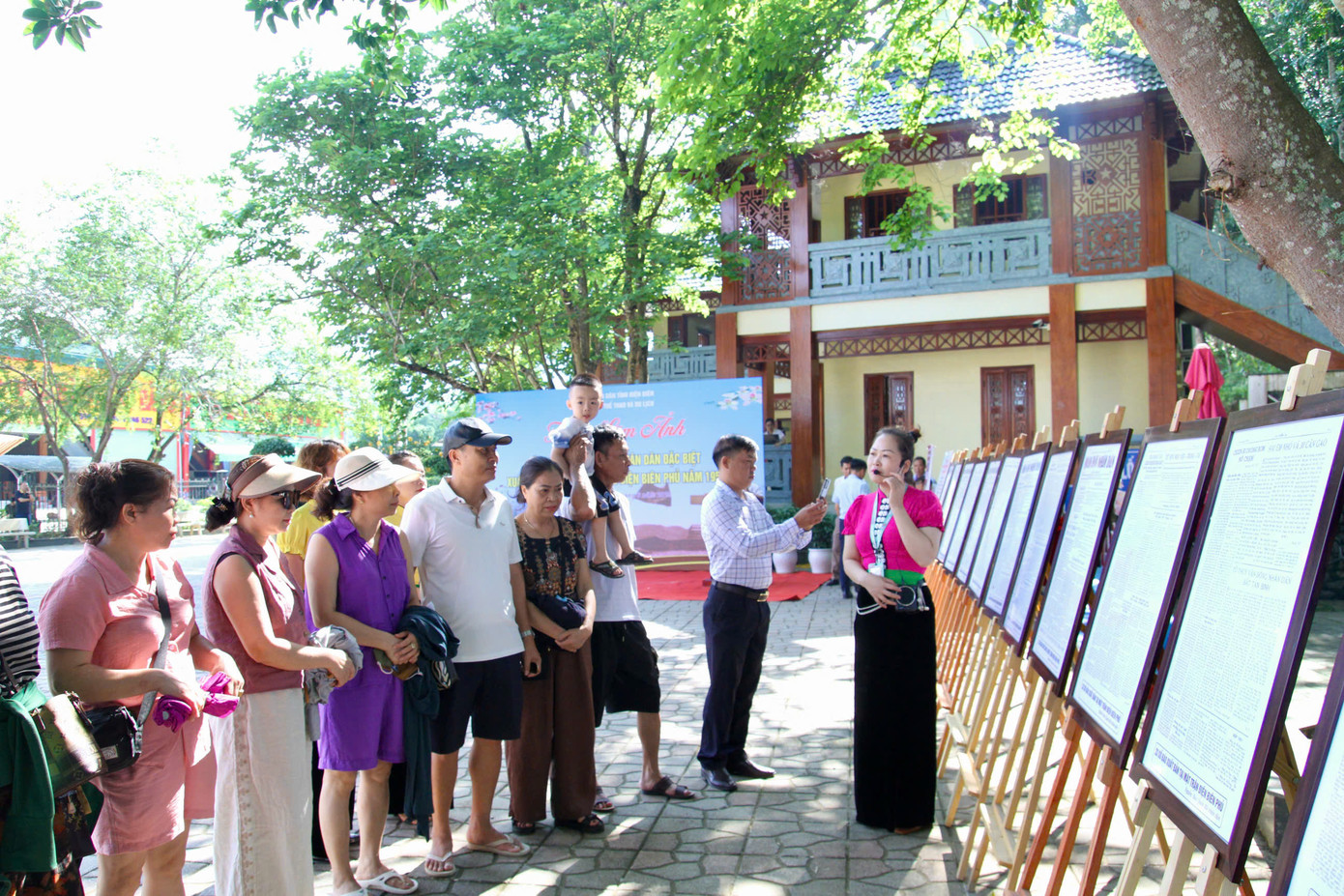 Triển lãm là cầu nối giữa lịch sử và hiện tại, giữa tinh thần Điện Biên và người làm báo hôm nay.