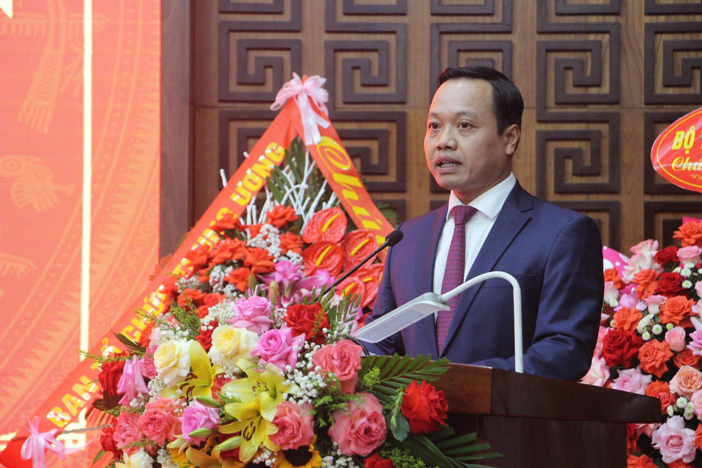 Ông Trần Tiến Dũng phát biểu tại hội nghị.