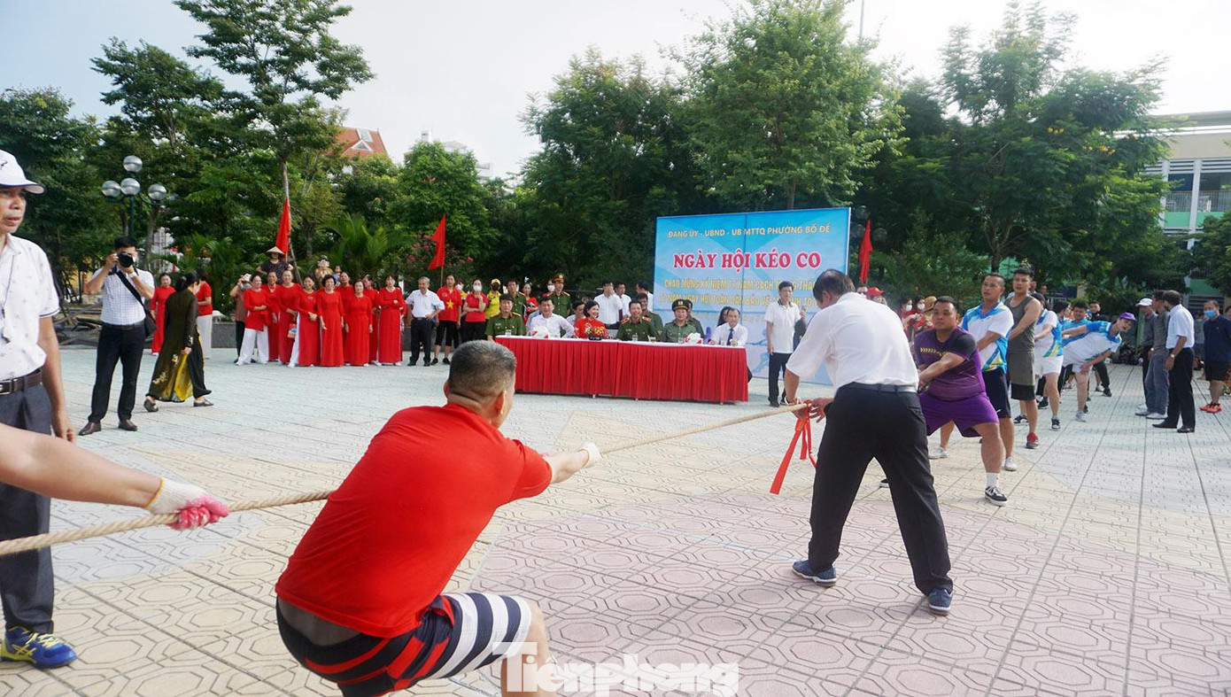 6 đội tham gia thi đấu.