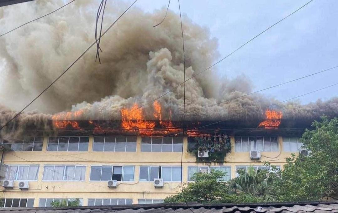 Hiện trường vụ cháy được chia sẻ trên mạng xã hội. Hiện trường vụ cháy được chia sẻ trên mạng xã hội.