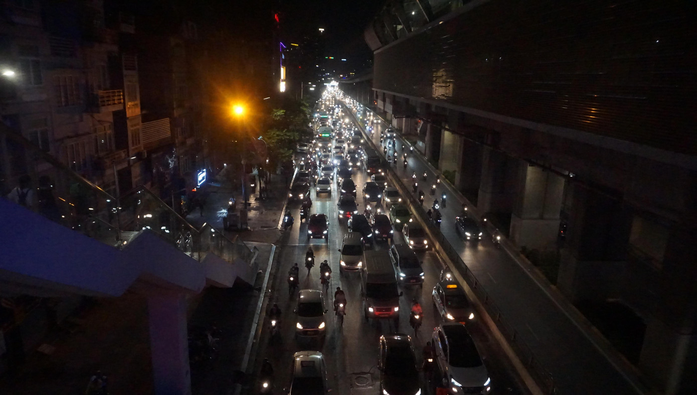 Hướng Ngã Tư Sở đi Hà Đông. Hướng Ngã Tư Sở đi Hà Đông.