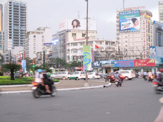 Vụ cướp xảy ra giữa ban ngày, ngay giữa trung tâm TPHCM