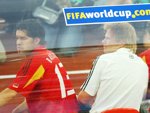 Top 10 vụ kiện tụng oái ăm trong thế giới bóng đá ảnh 9