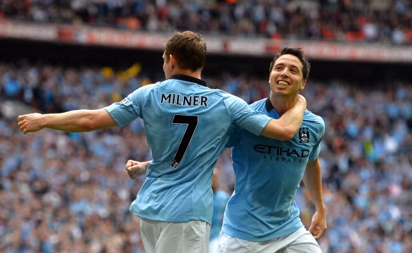 Nasri tỏa sáng với bàn mở tỉ số vào ở phút 35. Nasri tỏa sáng với bàn mở tỉ số vào ở phút 35