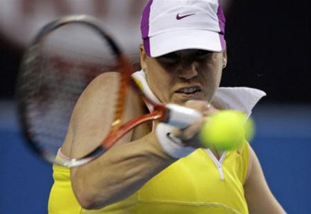 Alisa Kleybanova - người đã hạ á quân Ivanovic để đi tiếp vào vòng trong