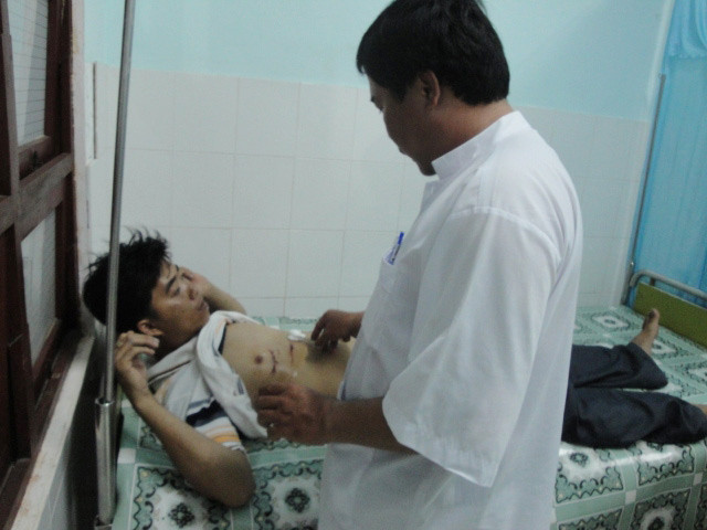 Kiểm lâm viên Lâm Tấn Đạt bị chém trọng thương đêm 15-3