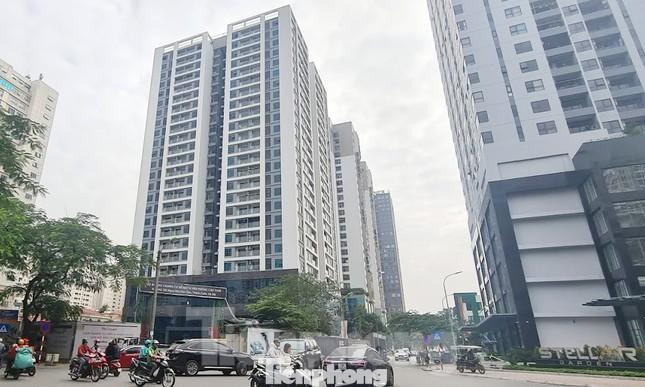 Dự án chung cư The Legacy địa chỉ số 106 Ngụy Như Kon Tum (phường Nhân Chính, quận Thanh Xuân) do Tổng Công ty Thành An (Binh đoàn 11 - Bộ Quốc phòng) làm chủ đầu tư.