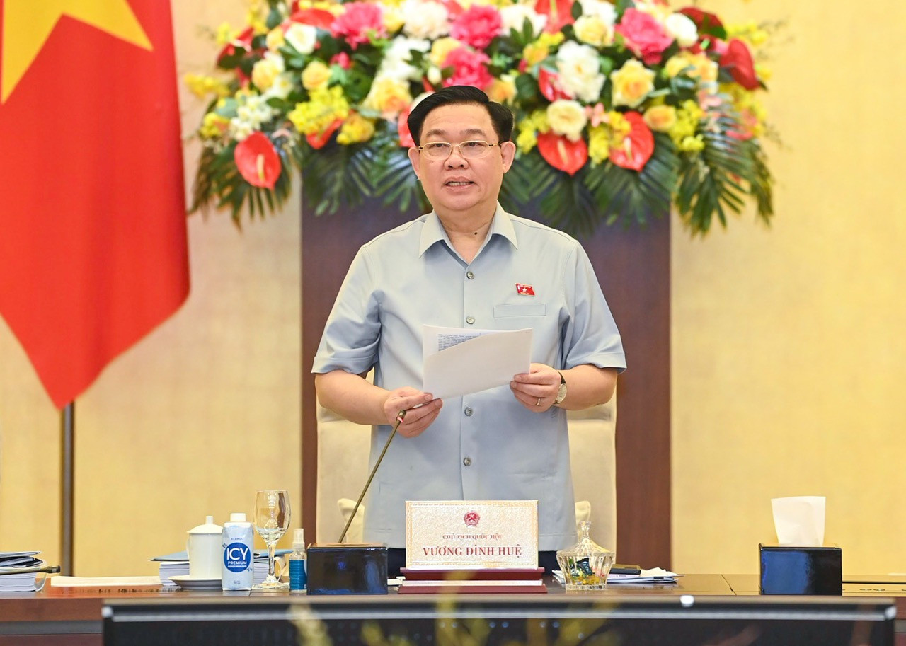 Chủ tịch Quốc hội Vương Đình Huệ phát biểu khai mạc. Ảnh: Như Ý. Chủ tịch Quốc hội Vương Đình Huệ phát biểu khai mạc. Ảnh: Như Ý.