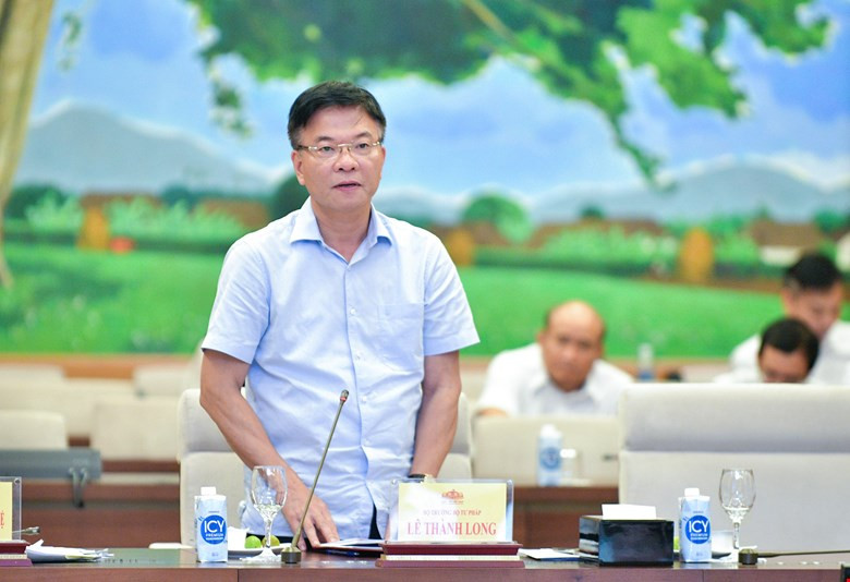 Bộ trưởng Tư pháp Lê Thành Long