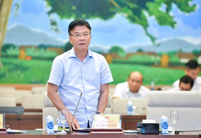 Bộ trưởng Tư pháp Lê Thành Long