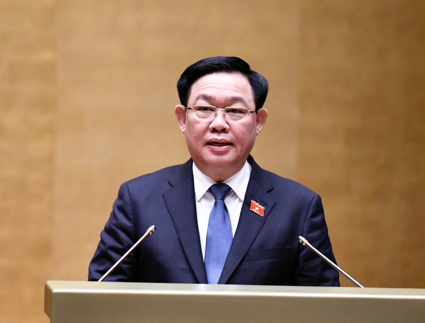 Chủ tịch Quốc hội Vương Đình Huệ phát biểu kết thúc phiên chất vấn. Ảnh Như Ý