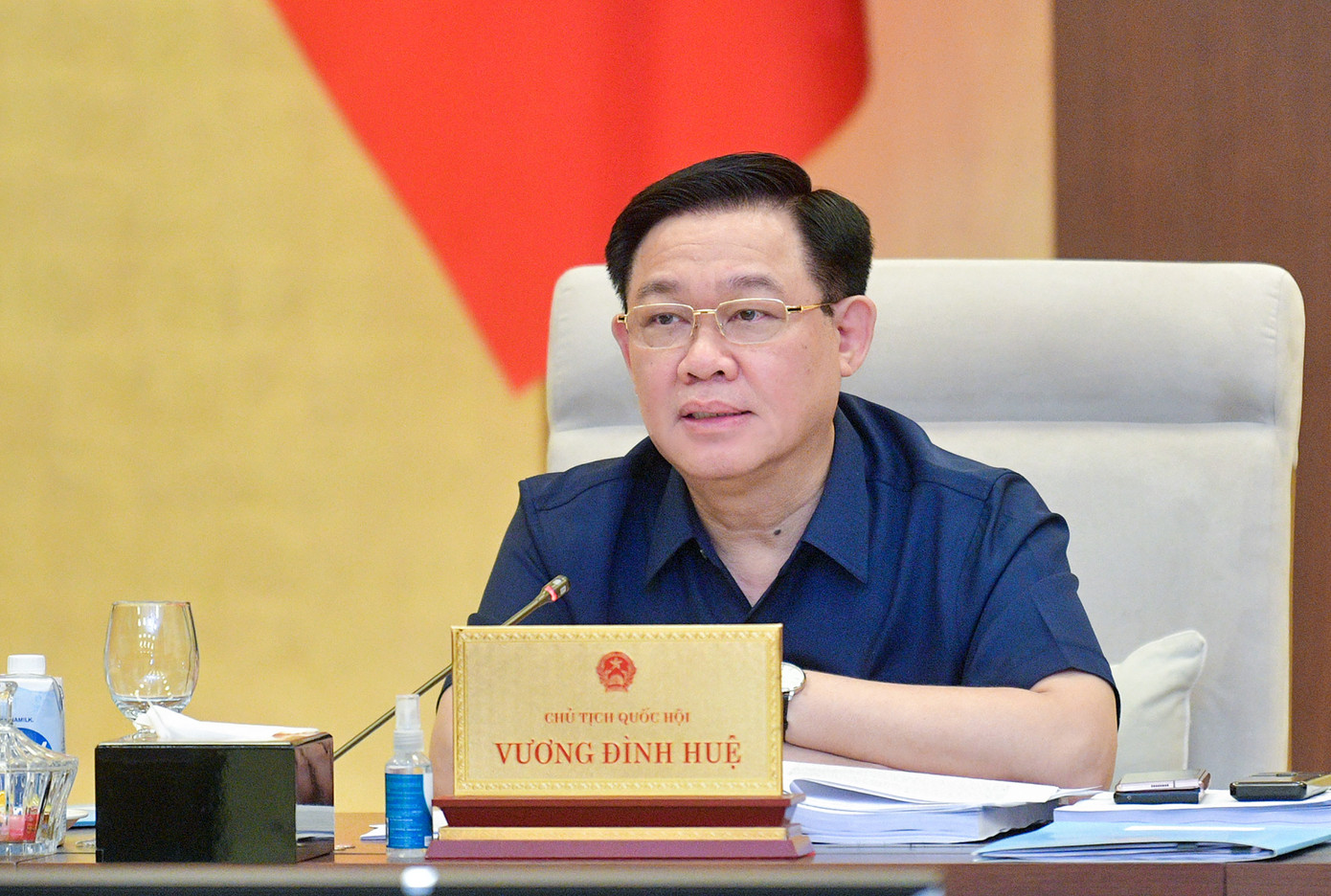 Chủ tịch Quốc hội Vương Đình Huệ tại phiên họp