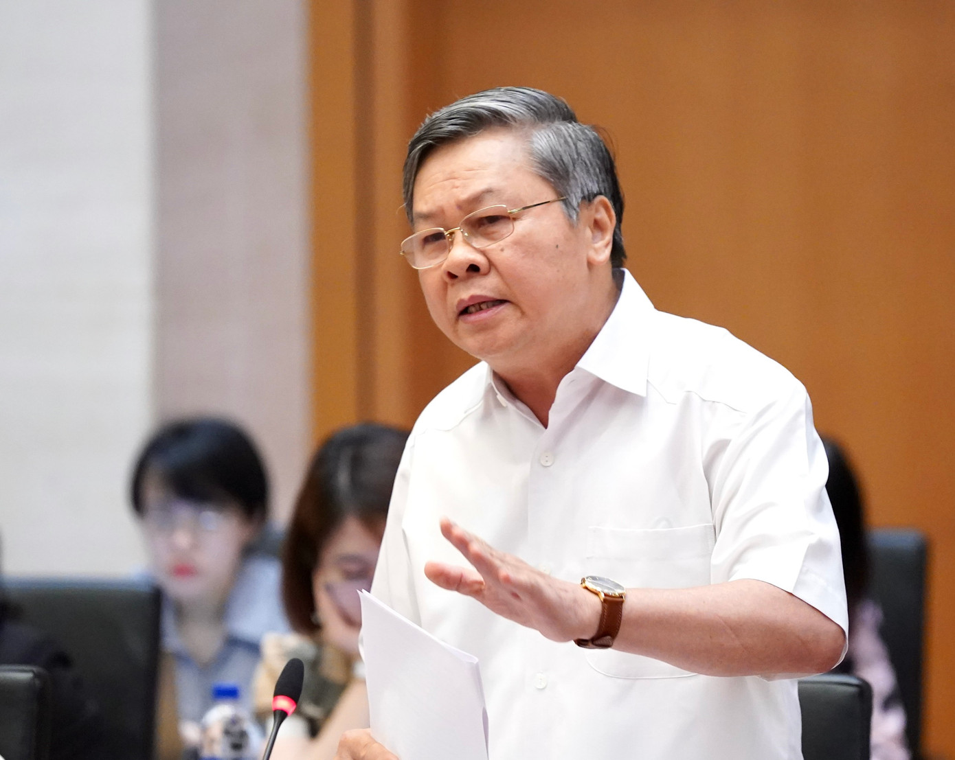 Ông Đinh Dũng Sỹ - nguyên Vụ trưởng Vụ Pháp luật, Văn phòng Chính phủ. Ảnh: Ngọc Thắng.