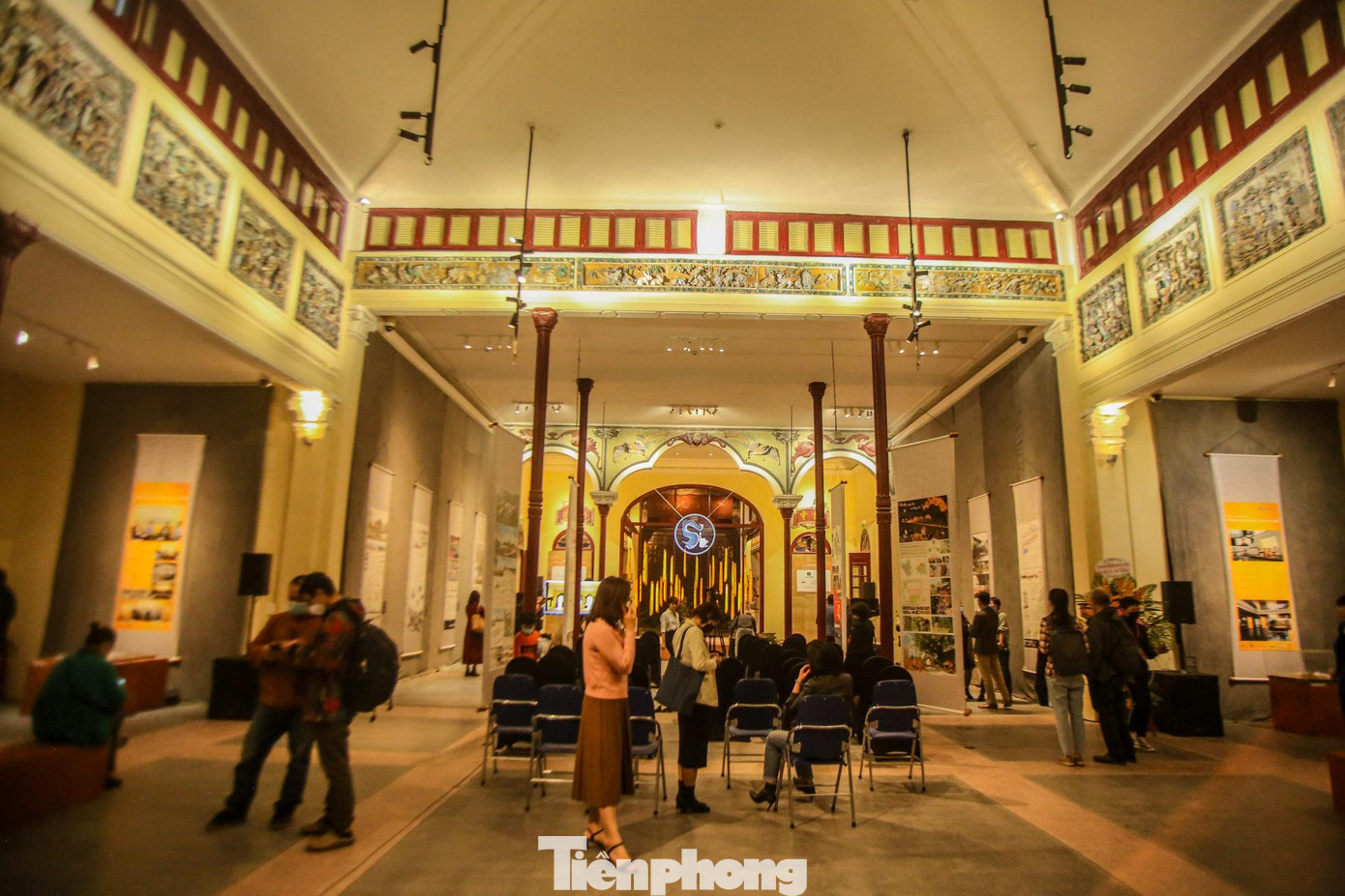 Không gian tiền điện của Hội quán sau khi được phục dựng.