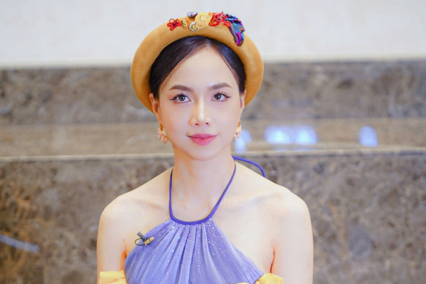 Nữ diễn viên cho rằng cô đã quen với những lời chê bai và không còn tổn thương khi đối diện. Tuy nhiên, Đinh Ngọc Diệp luôn cố gắng để xóa định kiến có được vai diễn nhờ làm vợ của Victor Vũ.