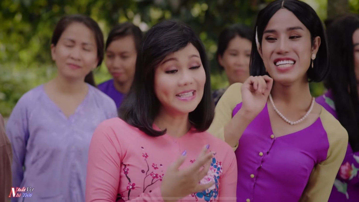 Cường Phạm đóng phim ca nhạc Nhất vợ nhì trời cùng NSƯT Ngọc Huyền. Cường Phạm đóng phim ca nhạc Nhất vợ nhì trời cùng NSƯT Ngọc Huyền.