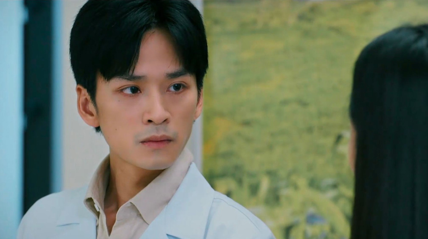 Trần Nghĩa bị chê biểu cảm một màu, thiếu sức sống trong phim giờ vàng. Trần Nghĩa bị chê biểu cảm một màu, thiếu sức sống trong phim giờ vàng.