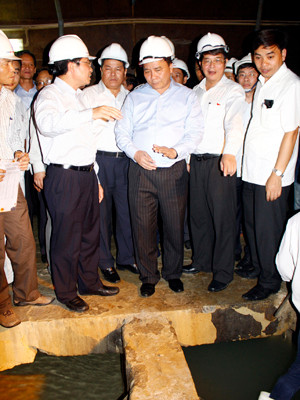 Phó Thủ tướng Nguyễn Xuân Phúc tại Công trình thủy điện Sông Tranh 2