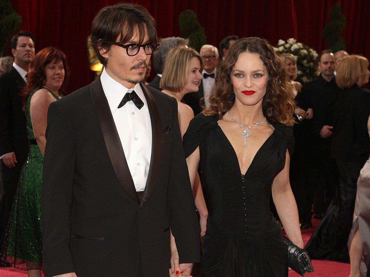 Johnny Depp và Vanessa Paradis có 14 năm chung sống, có hai người con chung nhưng vẫn không kết hôn