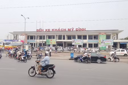 Hà Nội cần dũng cảm chặt đứt “nhóm lợi ích” để lập lại trật tự vận tải, sắp xếp theo đúng quy hoạch (Ảnh: Vũ Văn Tiến)