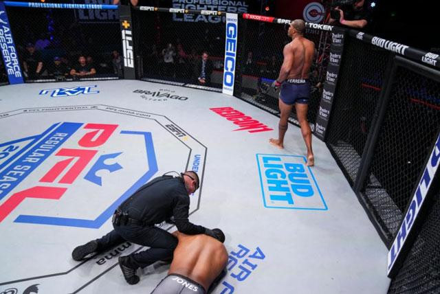 Renan Ferreira đã có trận thắng thứ 9. Renan Ferreira đã có trận thắng thứ 9.