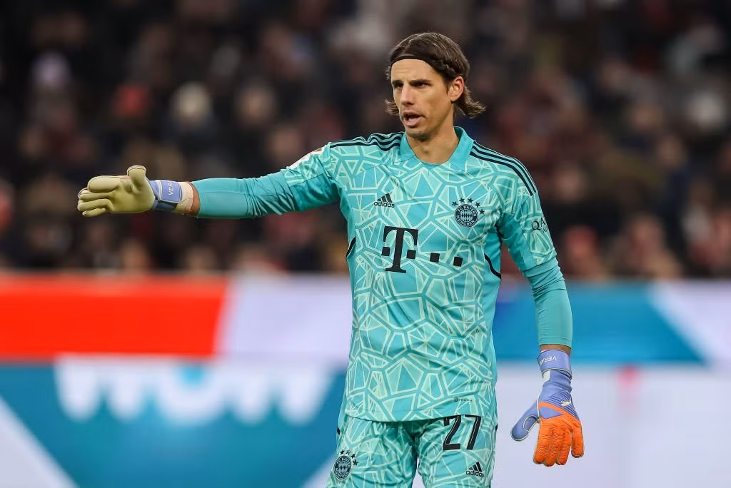 3. Yann Sommer (Borussia Monchengladbach đến Bayern Munich, 8 triệu euro).