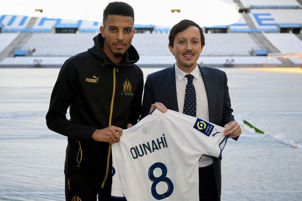 2. Azzedine Ounahi (Angers đến Marseille, 10 triệu euro). 2. Azzedine Ounahi (Angers đến Marseille, 10 triệu euro).