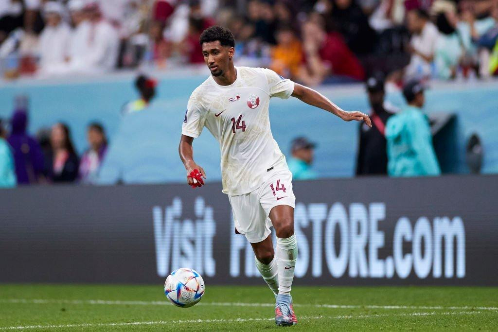 Hậu vệ trái: Homam Ahmed (Qatar, điểm trung bình sau các trận vòng bảng: 6,23).