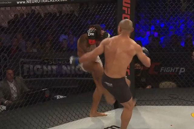 Ảnh cắt từ clip. Ảnh cắt từ clip.