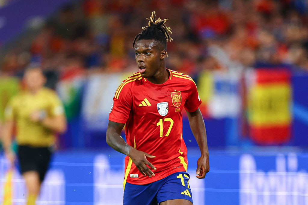 Tiền vệ trái: Nico Williams (Tây Ban Nha).