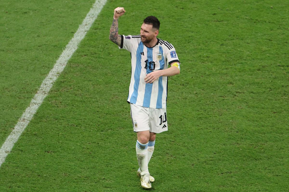 Messi lập nên nhiều kỷ lục mới. Messi lập nên nhiều kỷ lục mới.