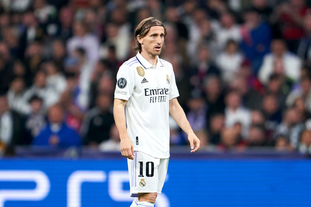 Tiền vệ: Luka Modric (Real Madrid). Tiền vệ: Luka Modric (Real Madrid).