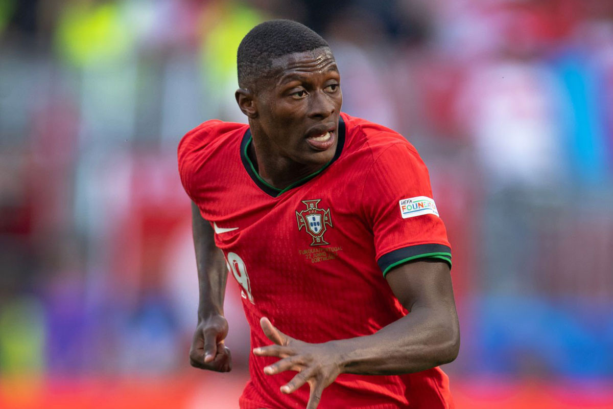 =6. Nuno Mendes (Bồ Đào Nha, tốc độ tối đa: 35,2 km/h). =6. Nuno Mendes (Bồ Đào Nha, tốc độ tối đa: 35,2 km/h).