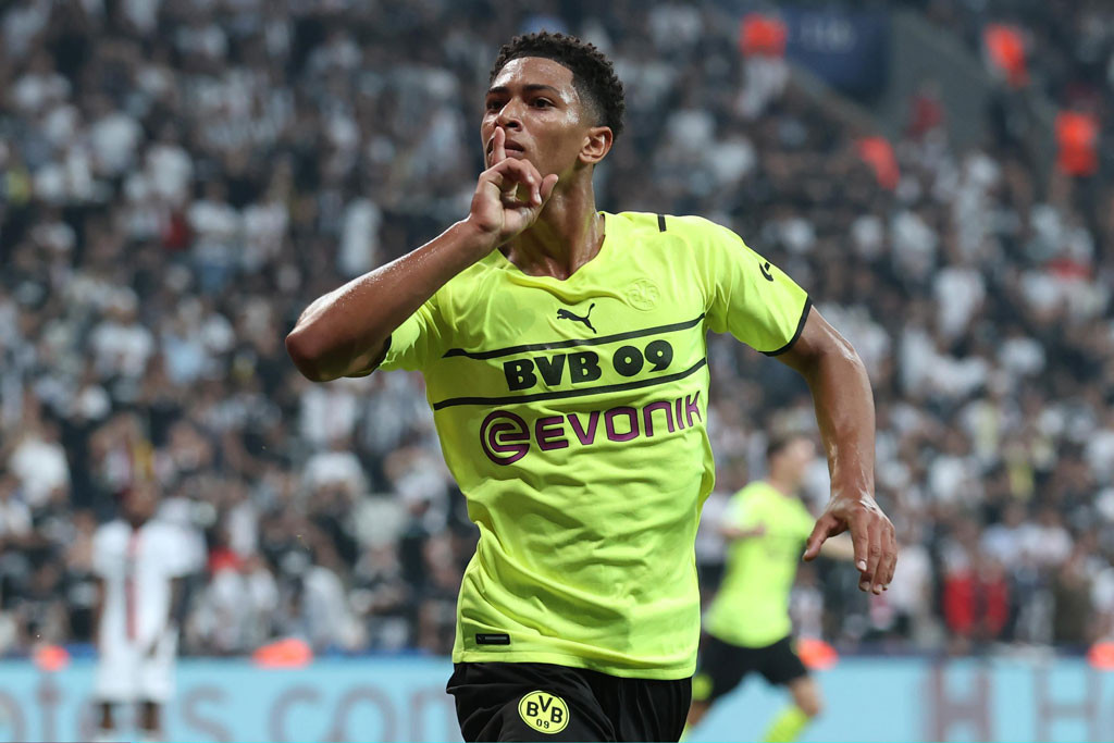 9. Jude Bellingham (Borussia Dortmund, 4/2021). Ở trận lượt về vòng tứ kết mùa giải 2020/21 với Man City, Bellingham mở tỷ số vào phút 17. Thế nhưng, Dortmund vẫn để thua ngược 1-2. Khi dự trận này, tuyển thủ Anh mới 17 tuổi 9 tháng và 16 ngày.