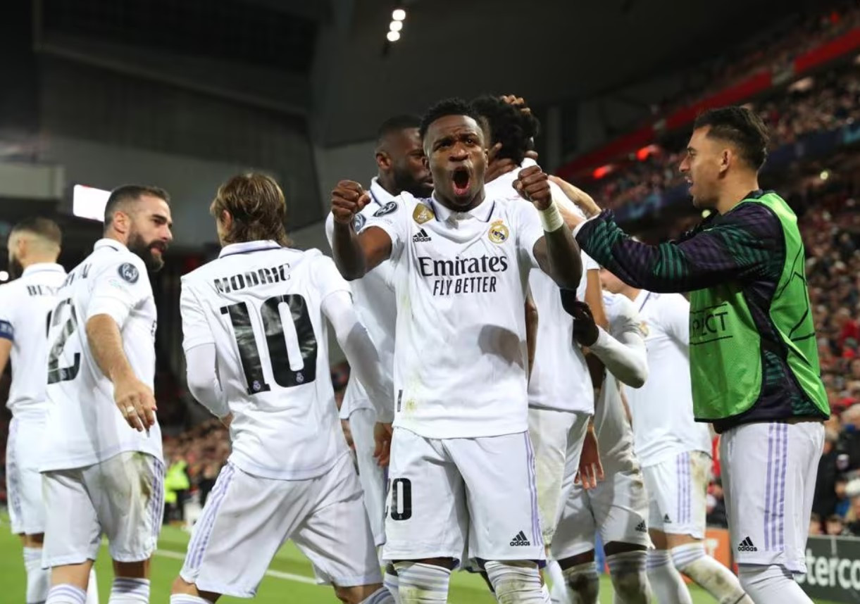 Real “nhấn chìm” Liverpool ngay trên sân Anfield. Real “nhấn chìm” Liverpool ngay trên sân Anfield.