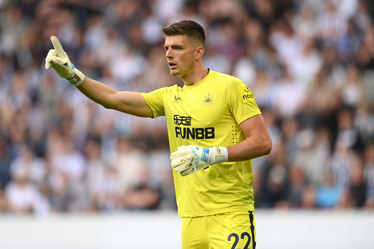 Thủ môn: Nick Pope (Newcastle).