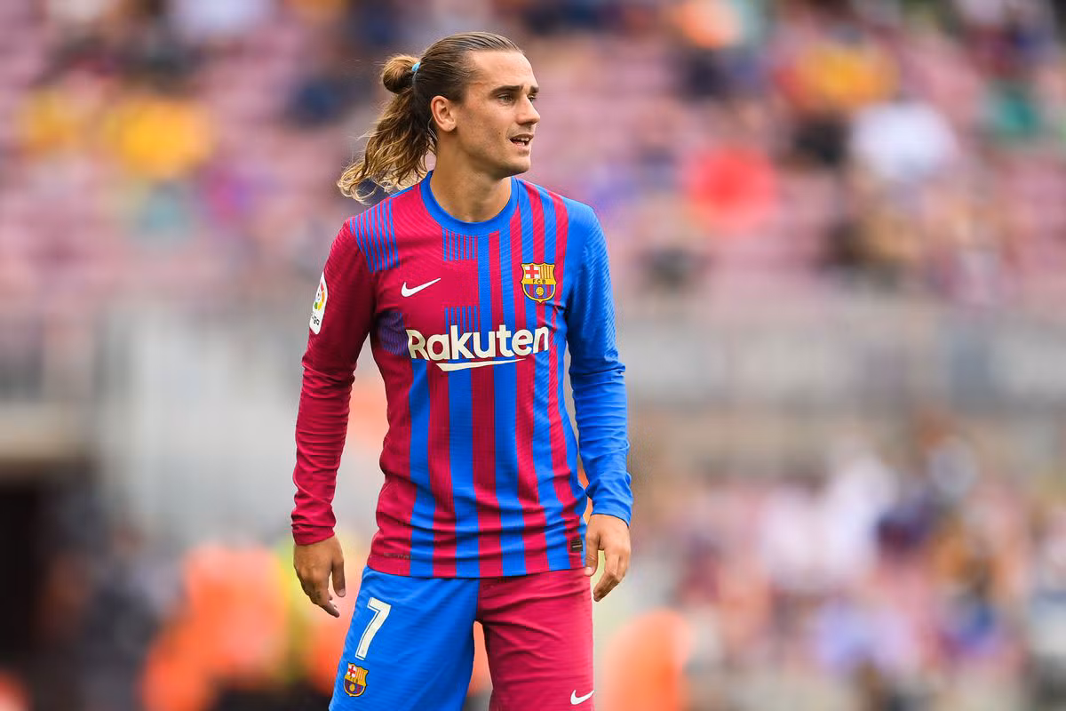 6. Antoine Griezmann (Barcelona mua từ Atletico Madrid, 2019, giá 107 triệu bảng). 6. Antoine Griezmann (Barcelona mua từ Atletico Madrid, 2019, giá 107 triệu bảng).