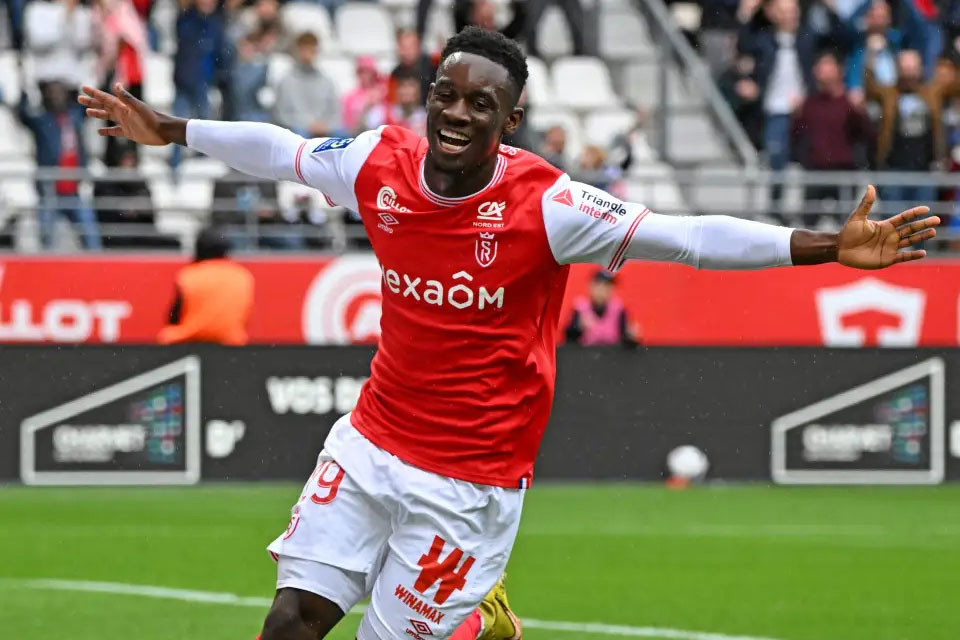 Folarin Balogun đang dẫn đầu danh sách Vua phá lưới Ligue 1. Folarin Balogun đang dẫn đầu danh sách Vua phá lưới Ligue 1.