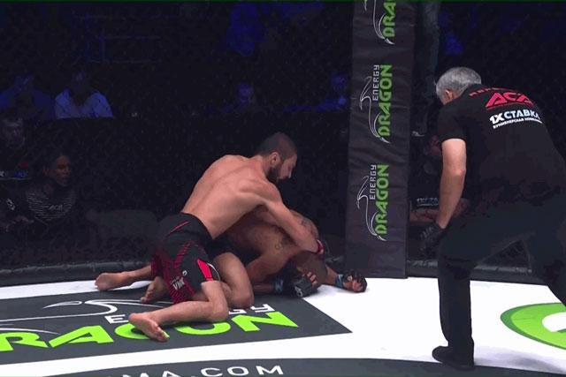 Kurban Taygibov đấm gục Cleverson Silva.