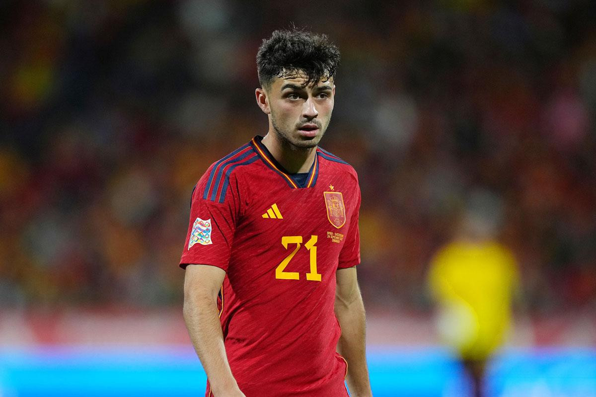 =4. Pedri (Barcelona, ĐT Tây Ban Nha, định giá chuyển nhượng: 100 triệu euro).