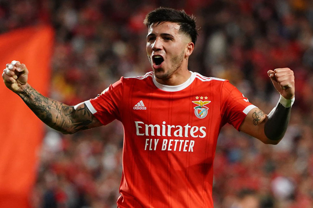 3. Enzo Fernandez (Benfica, CLB quan tâm: MU, Liverpool, Real Madrid, Barcelona).
