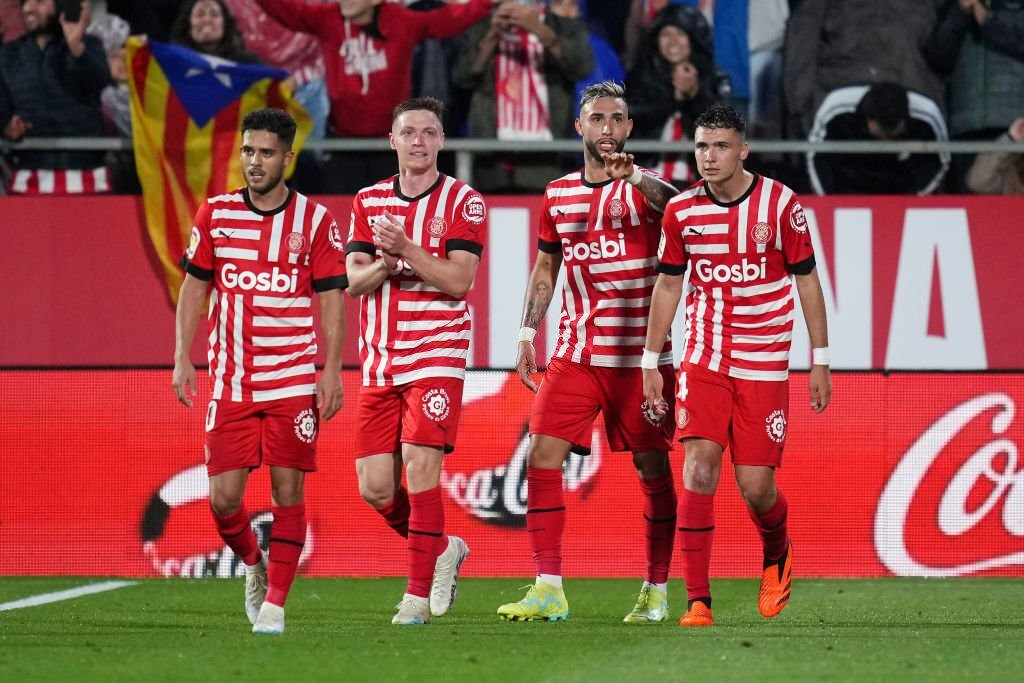 Castellanos (thứ 2 từ phải sang) góp công lớn giúp Girona đả bại Real. Castellanos (thứ 2 từ phải sang) góp công lớn giúp Girona đả bại Real.