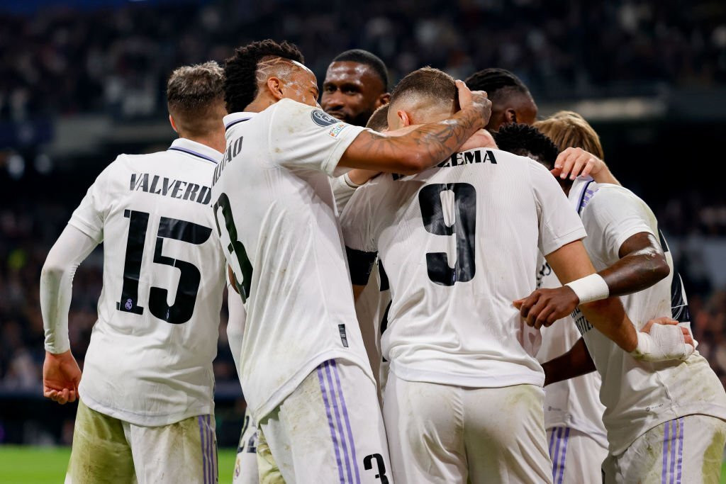 Real thể hiện sức mạnh vượt trội trước Liverpool.