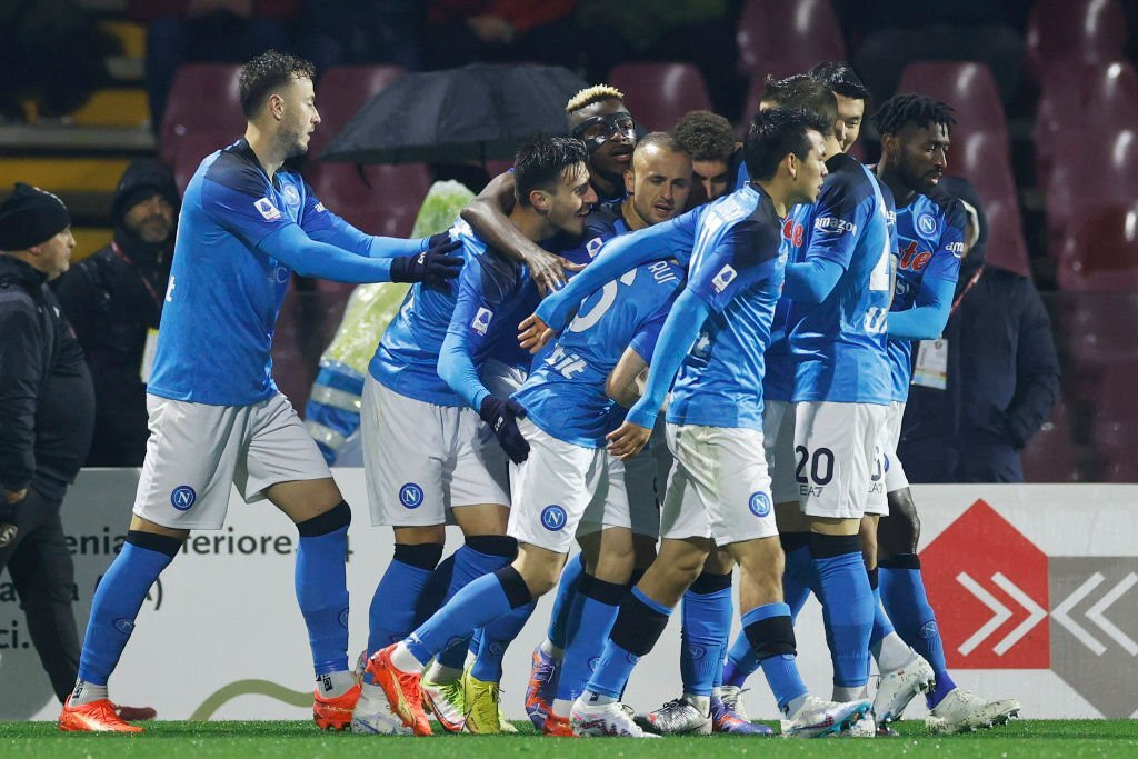 Napoli sẽ tiếp tục hạ Salernitana như ở lượt đi? Napoli sẽ tiếp tục hạ Salernitana như ở lượt đi?