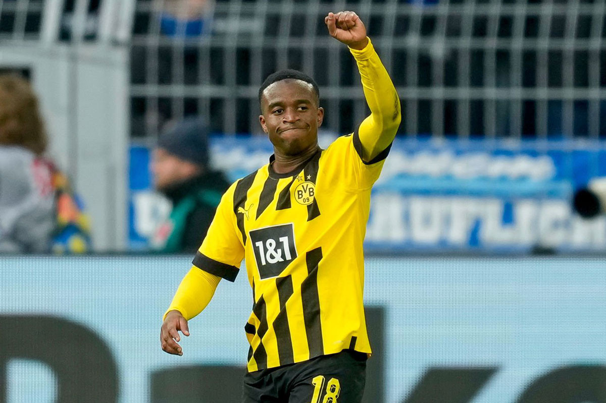 Tiền đạo: Youssoufa Moukoko (Borussia Dortmund, 18 tuổi, định giá chuyển nhượng: 30 triệu euro).