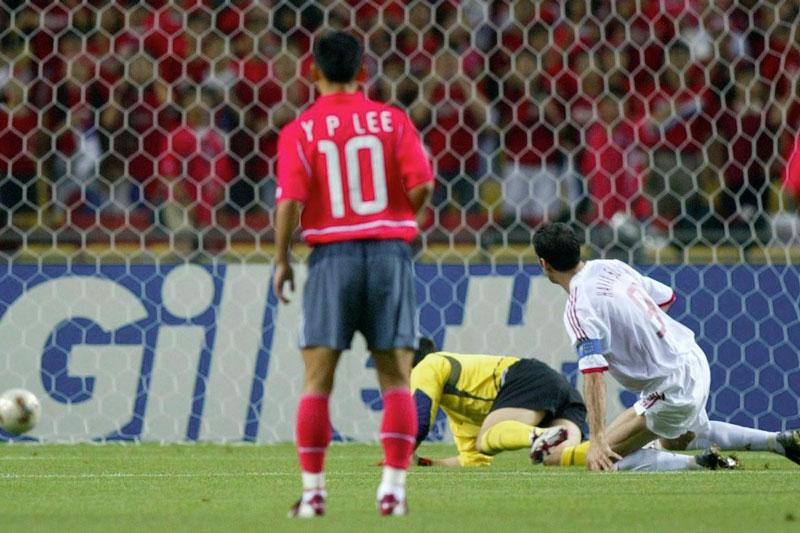 1. Hakan Sukur (Thổ Nhĩ Kỳ, 00:11, trận tranh hạng 3 World Cup 2002 với Hàn Quốc). 1. Hakan Sukur (Thổ Nhĩ Kỳ, 00:11, trận tranh hạng 3 World Cup 2002 với Hàn Quốc).