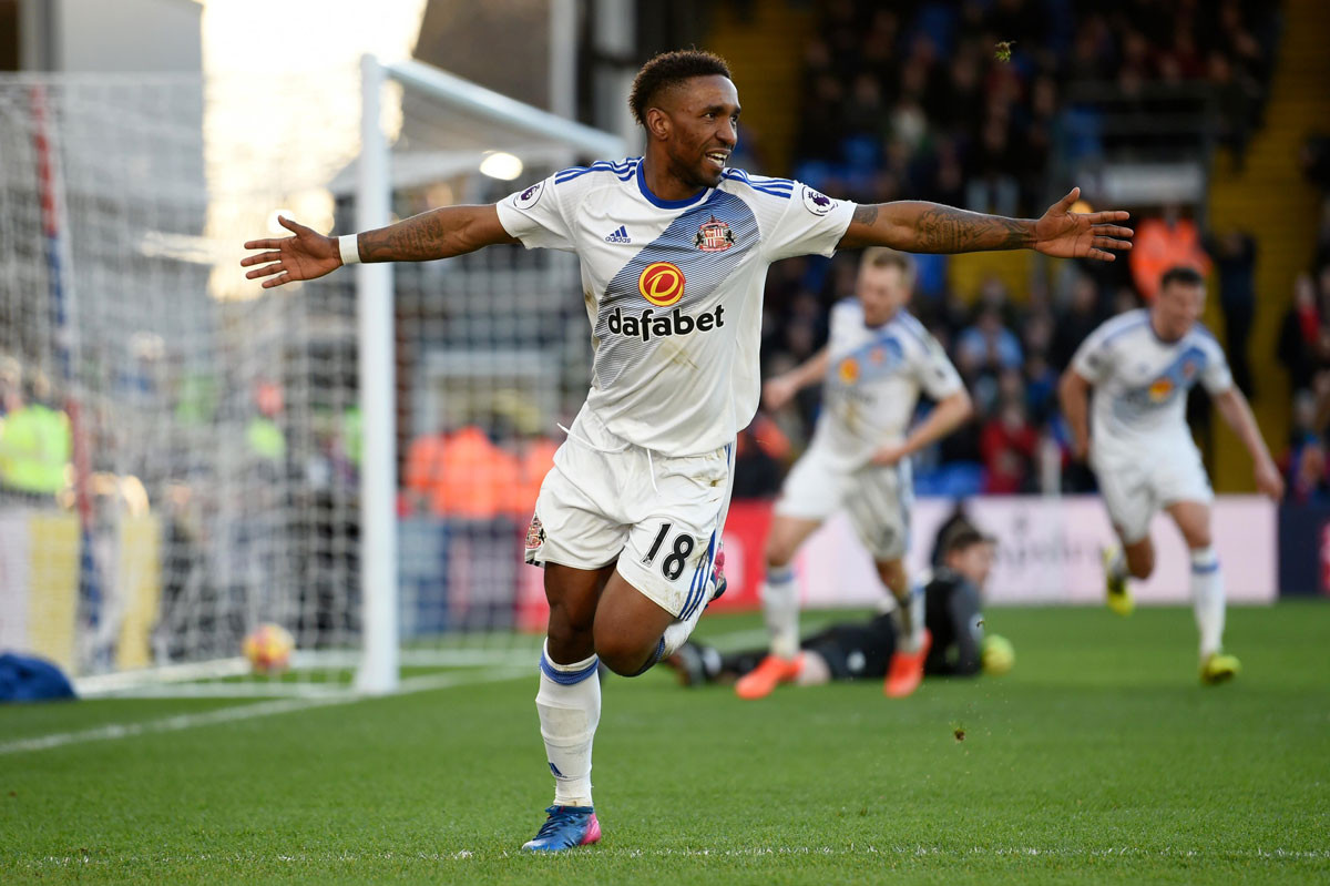 9. Jermain Defoe (West Ham, Tottenham, Portsmouth, Sunderland, Bournemouth, 162 bàn).