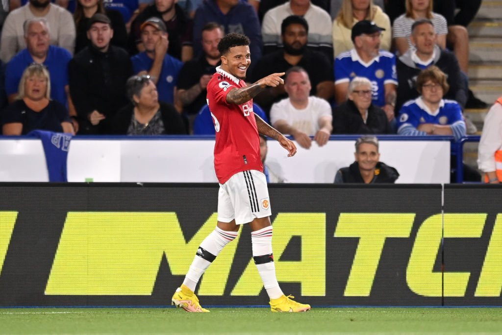 =4. Jadon Sancho (MU, mức lương: 350.000 bảng/tuần).